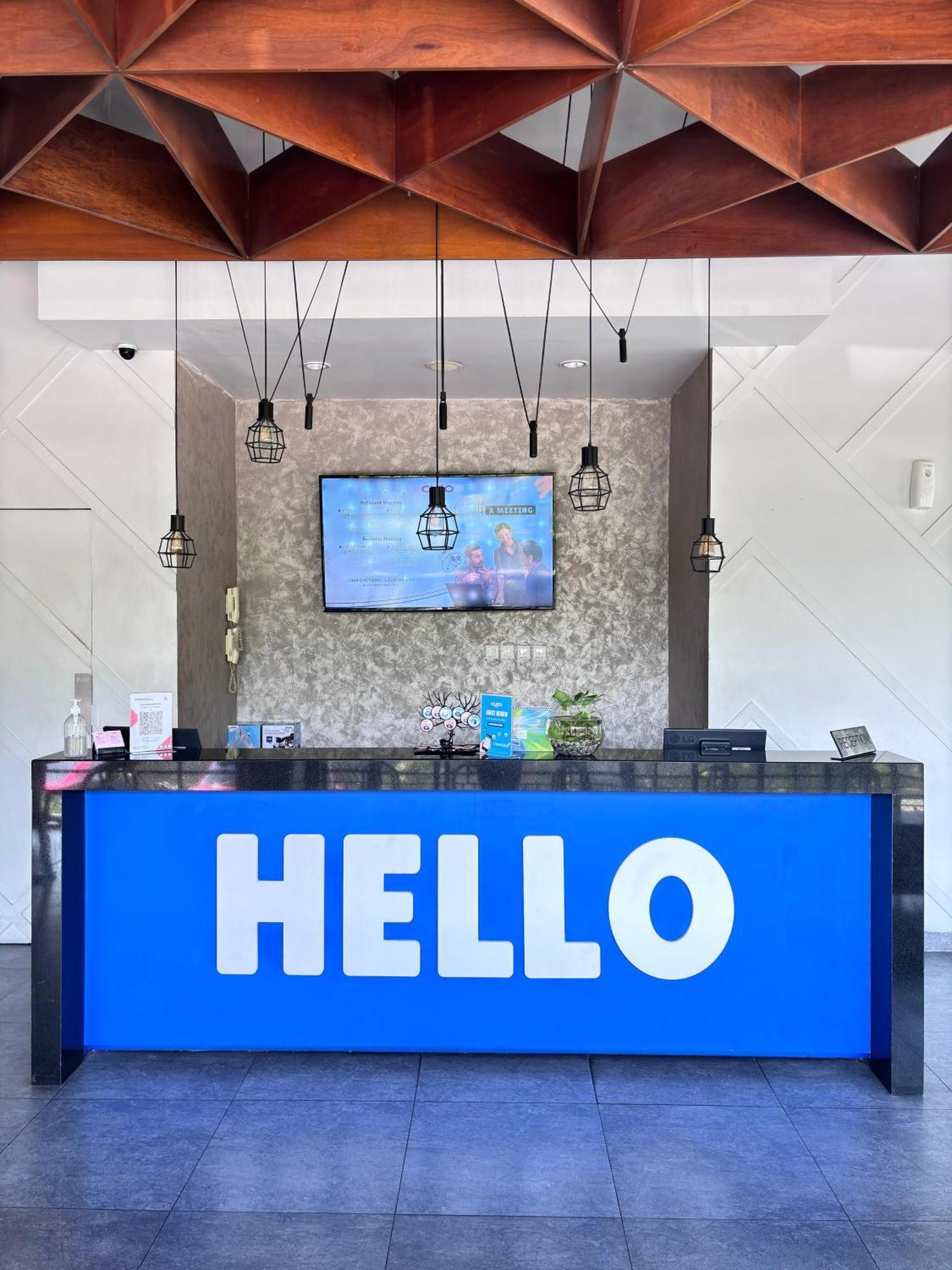 Cleo Hotel Jemursari Surabaja Zewnętrze zdjęcie