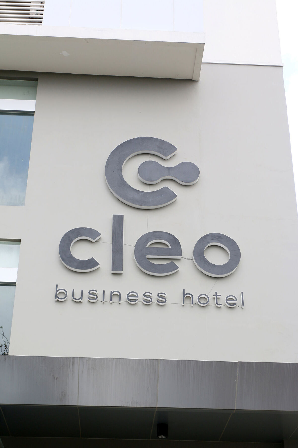 Cleo Hotel Jemursari Surabaja Zewnętrze zdjęcie